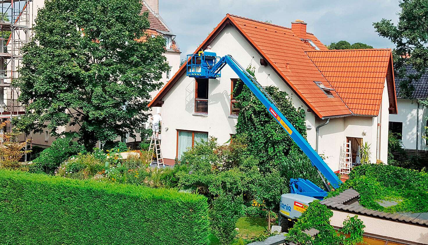 Malerbetrieb Kluge - Referenz Gewerbekunden - Dachkastenanstrich