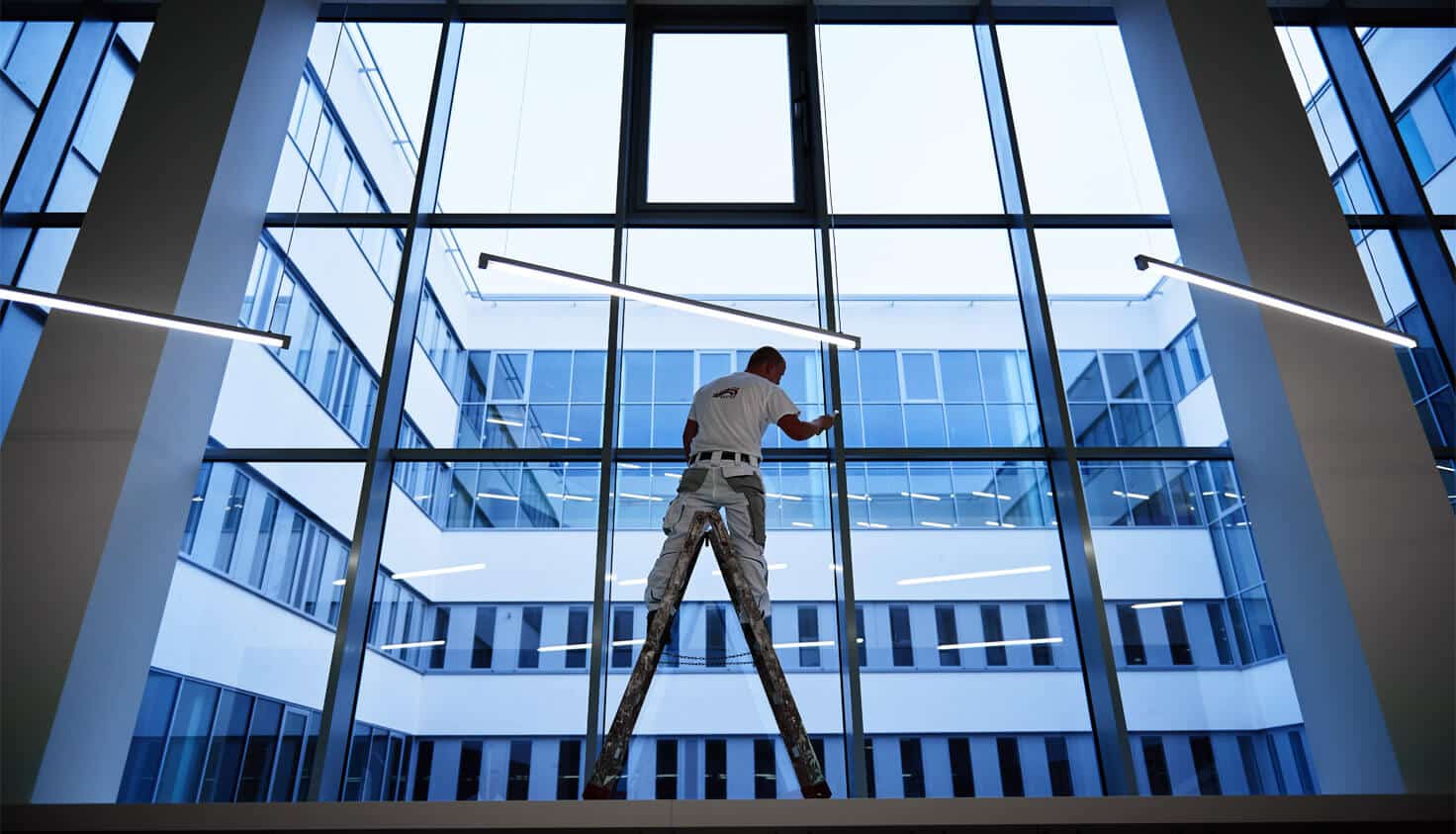 Malerbetrieb Kluge - Referenz Gewerbekunden - Neubau Oberstufenzentrum Chemie, Physik, Biologie