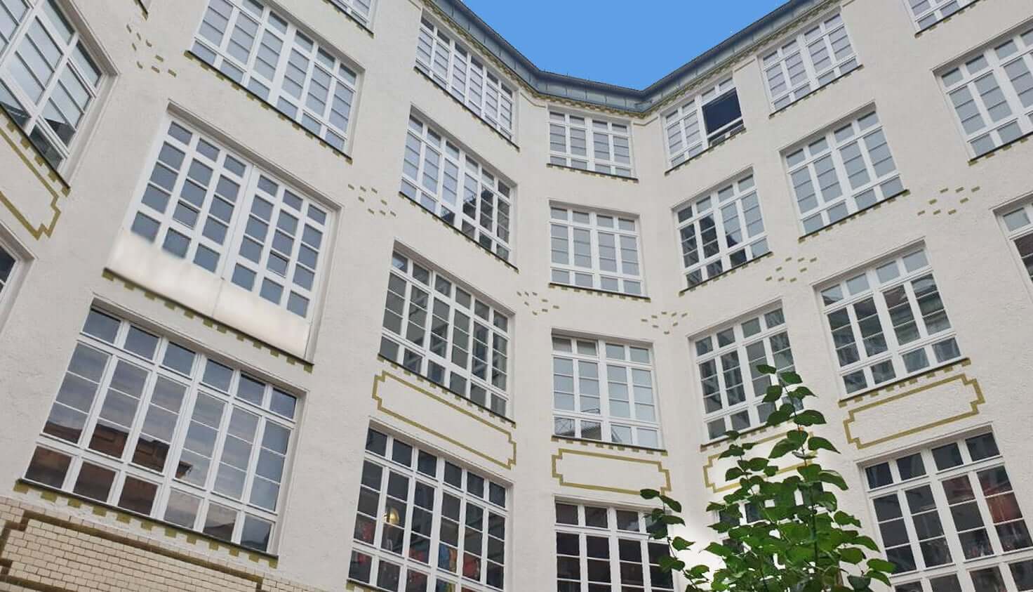 Malerbetrieb Kluge - Referenz Gewerbekunden - Fassaden- und Fenstersanierung in Kreuzberg