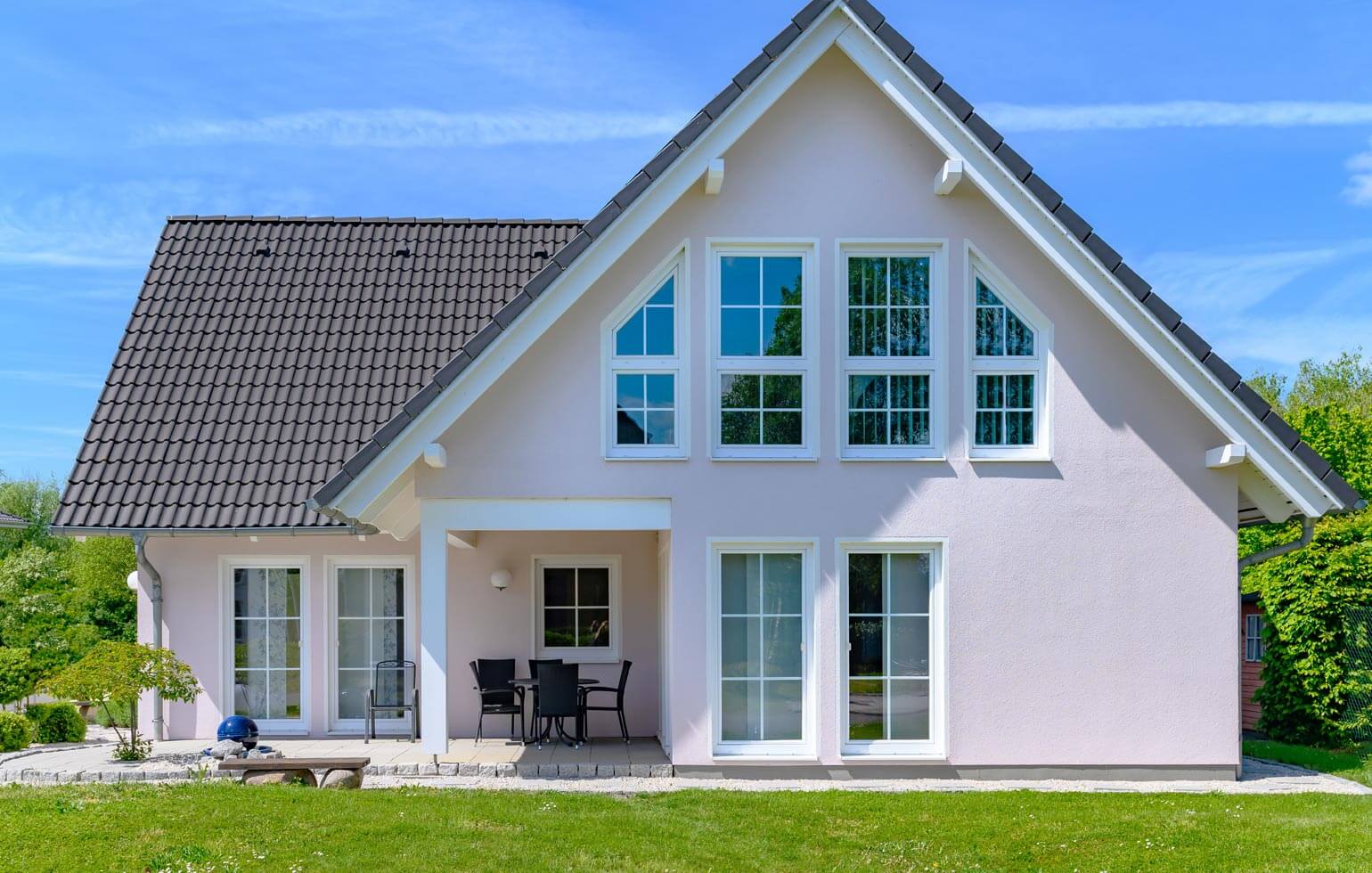 Einfamilienhaus - hochwertiger Fassadenanstrich